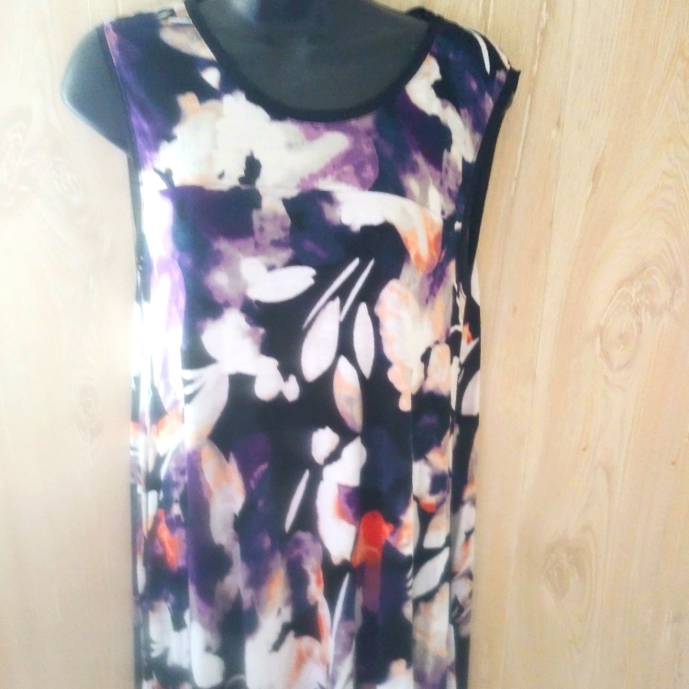 Simply Vera Vera Wang handkerchief bottom sleeveless tunic